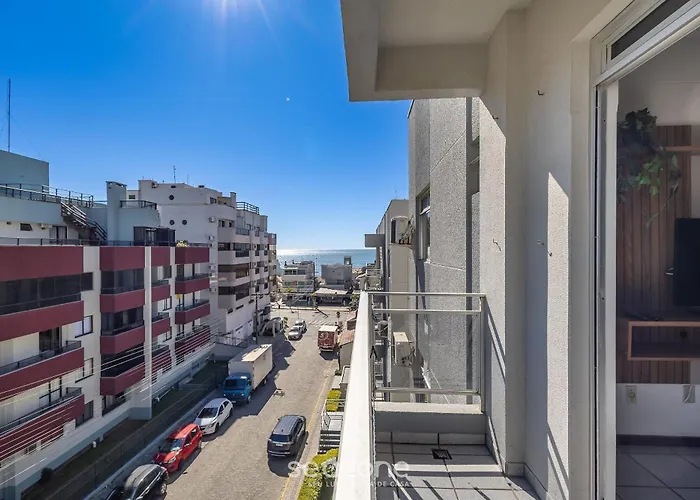 Apto 2Q 180M Da Praia Com Garagem Eru032 Bombinhas